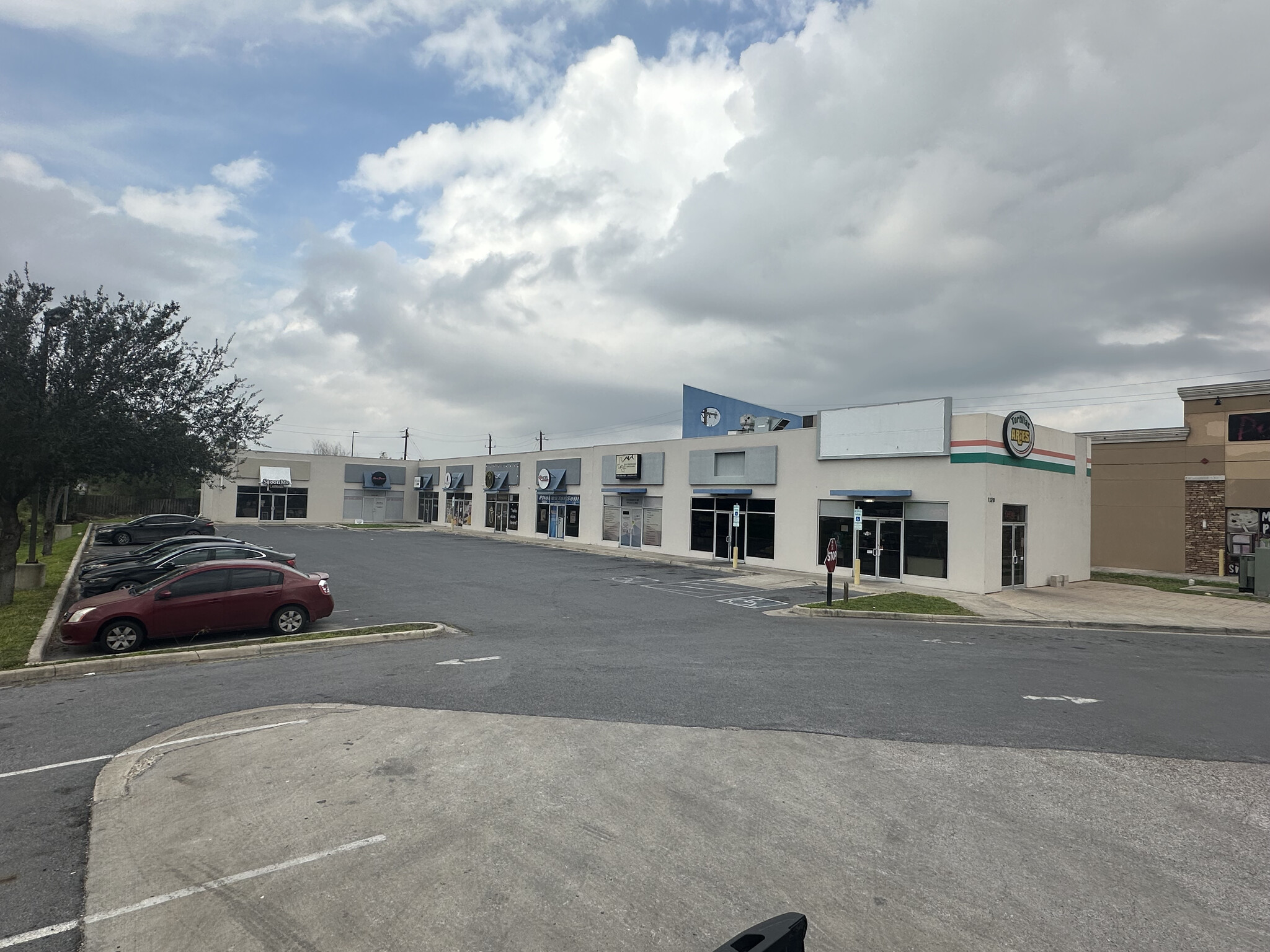 1328 S Jackson Rd, McAllen, TX for Rent