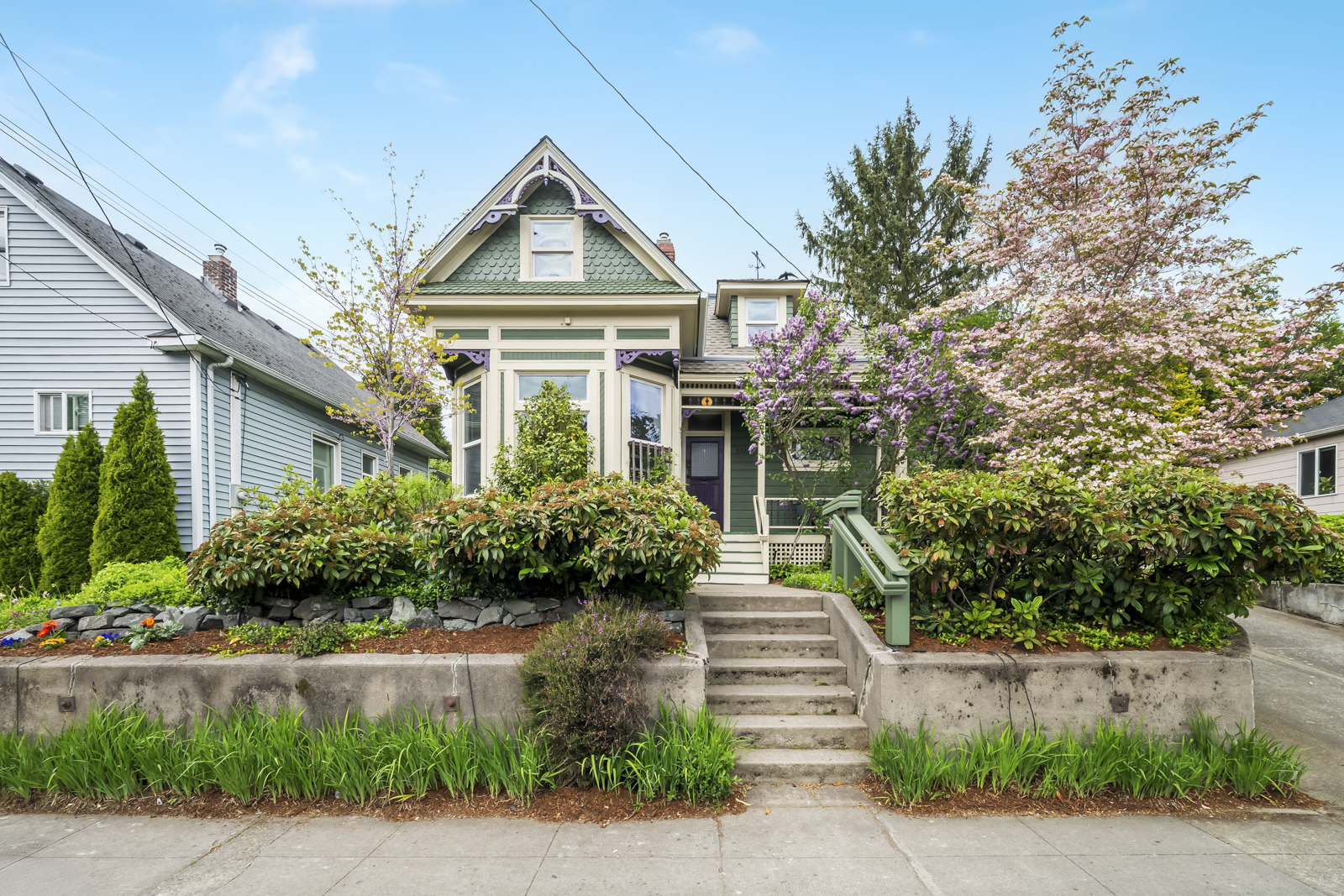 5525 E Burnside St, Portland, OR for Sale