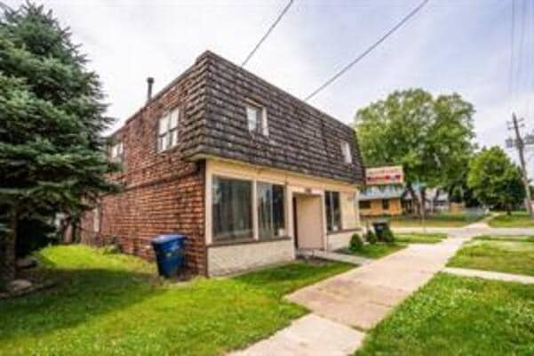 2203 E Grand Ave, Des Moines, IA for Sale