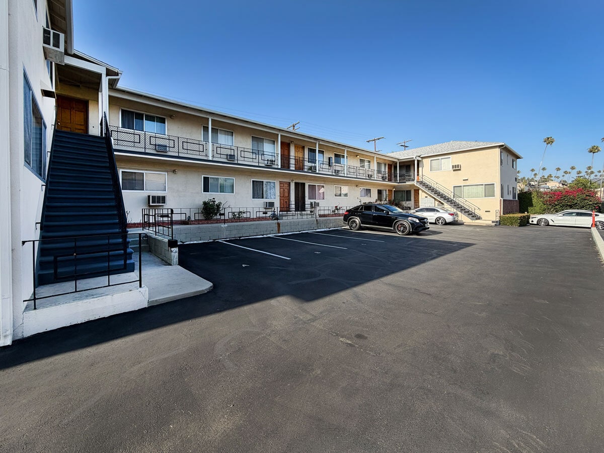 1247 Viola Ave, Glendale, CA for Sale