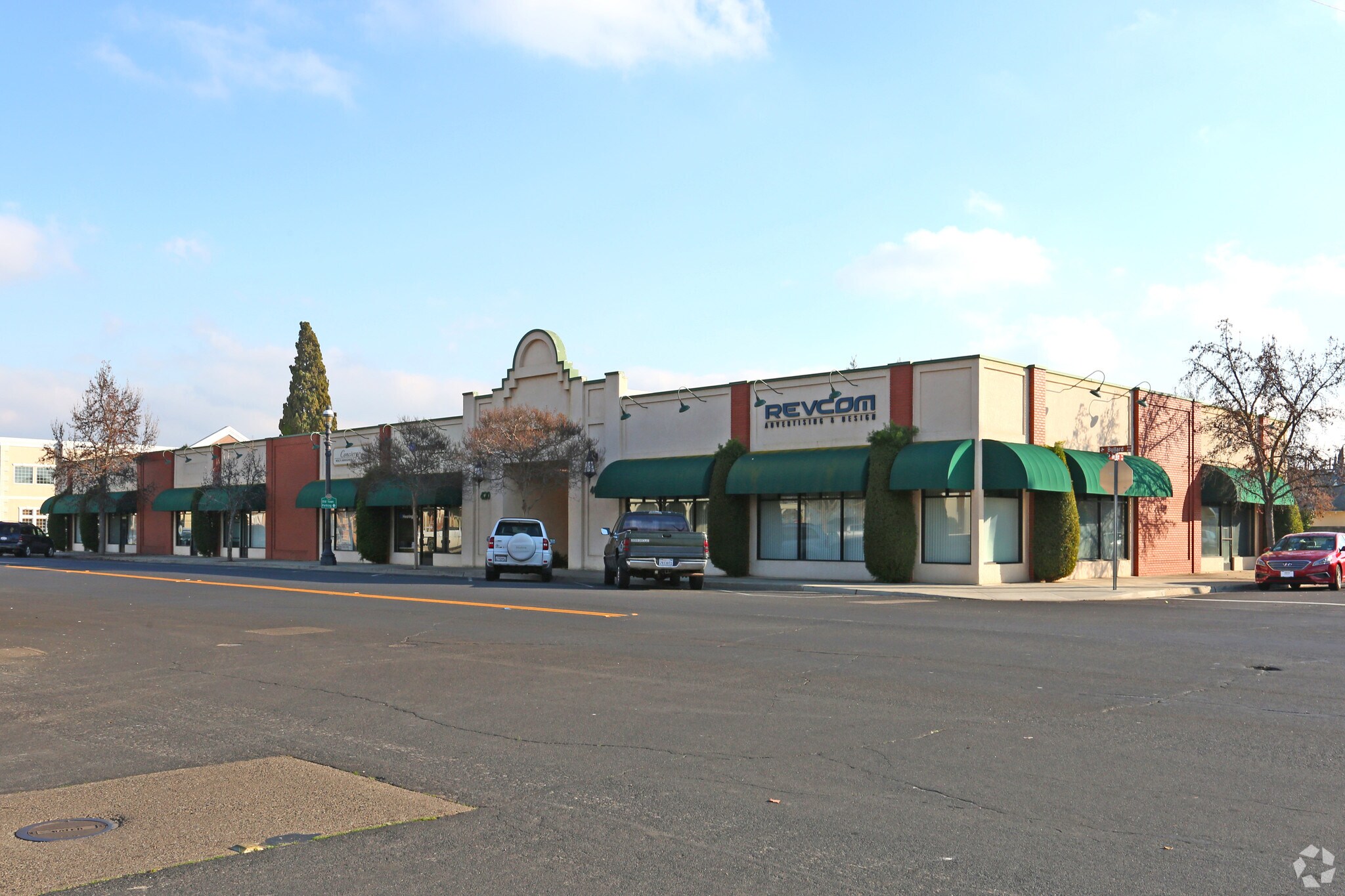 400-420 Bullard Ave, Clovis, CA for Rent