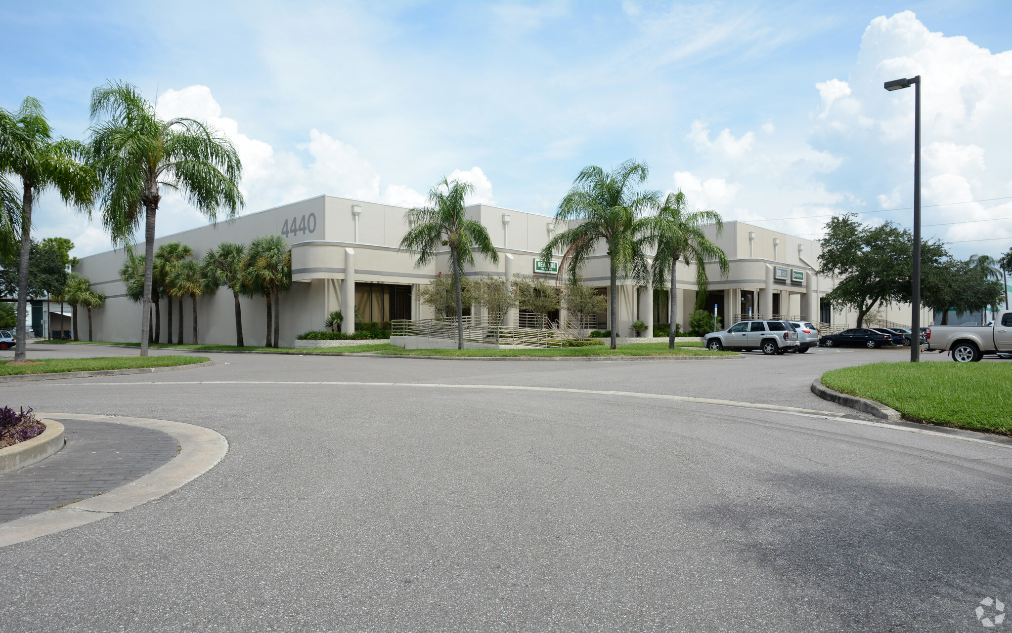 4410 E Adamo Dr Tampa, FL 33605 - Industrial Park Property for Lease on ...