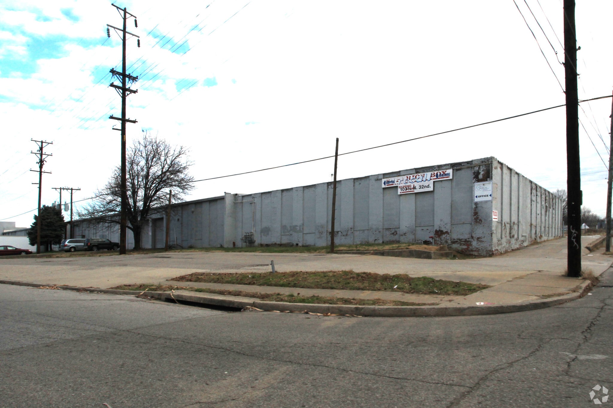 101 N 32nd St, Louisville, KY for Sale