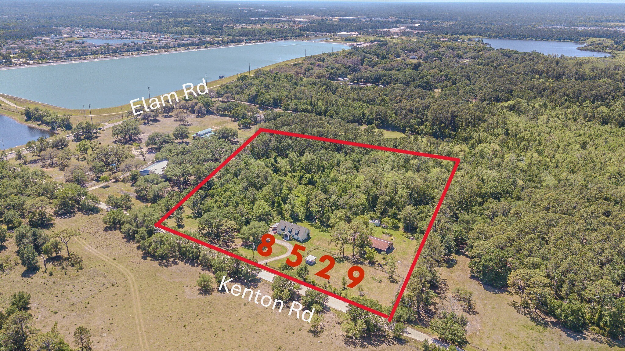 8529 Kenton Rd, Wesley Chapel, FL for Sale