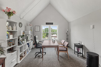 Burnsville, MN Loft/Creative Space - 1709 Southcross Dr W