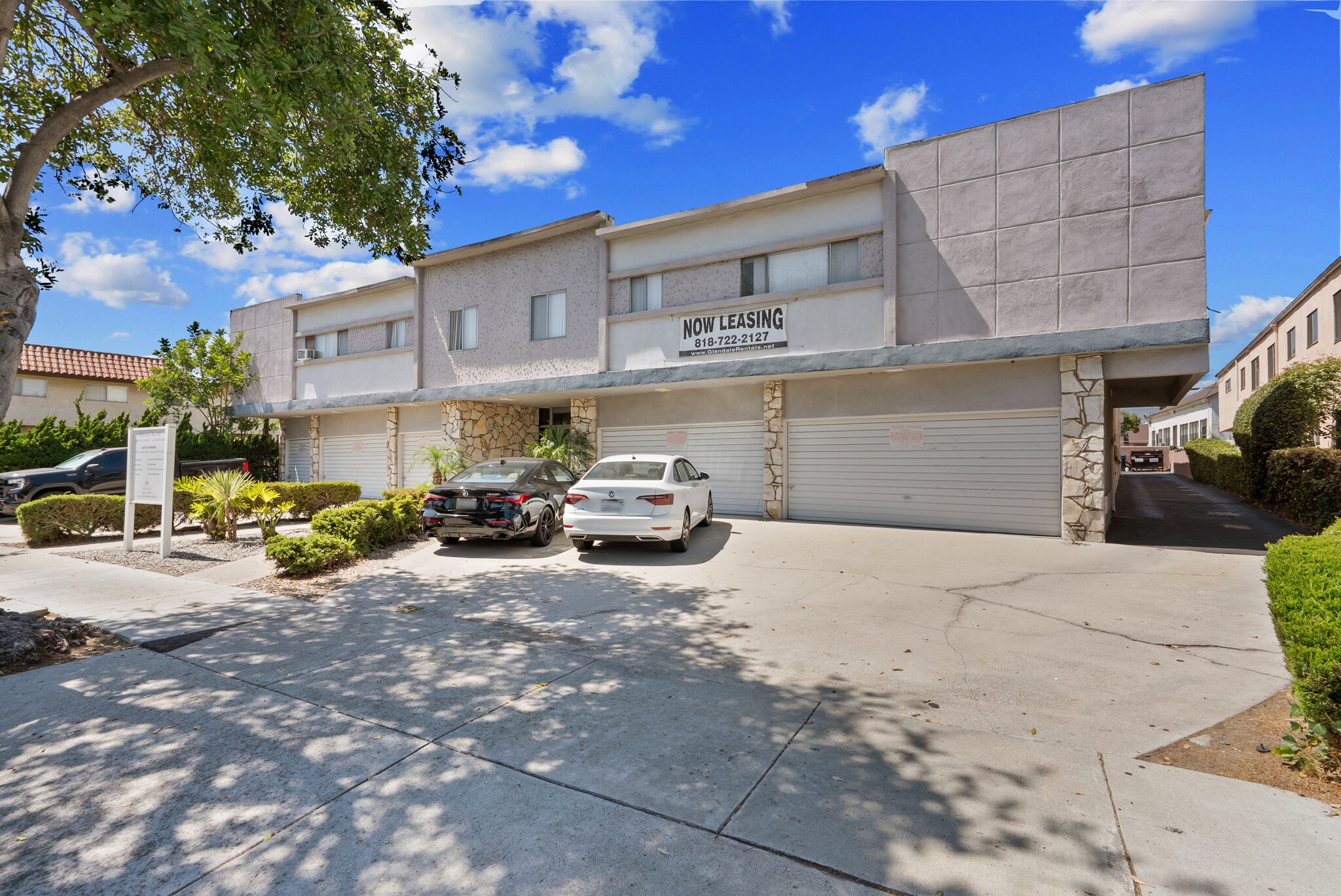 323 E Chestnut St, Glendale, CA for Sale