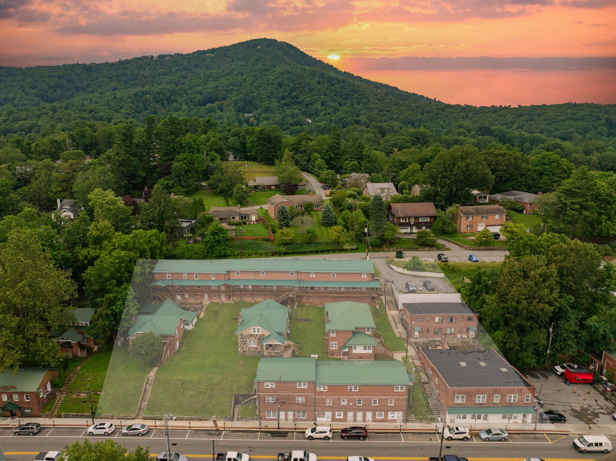 380 W King St, Boone, NC for Sale