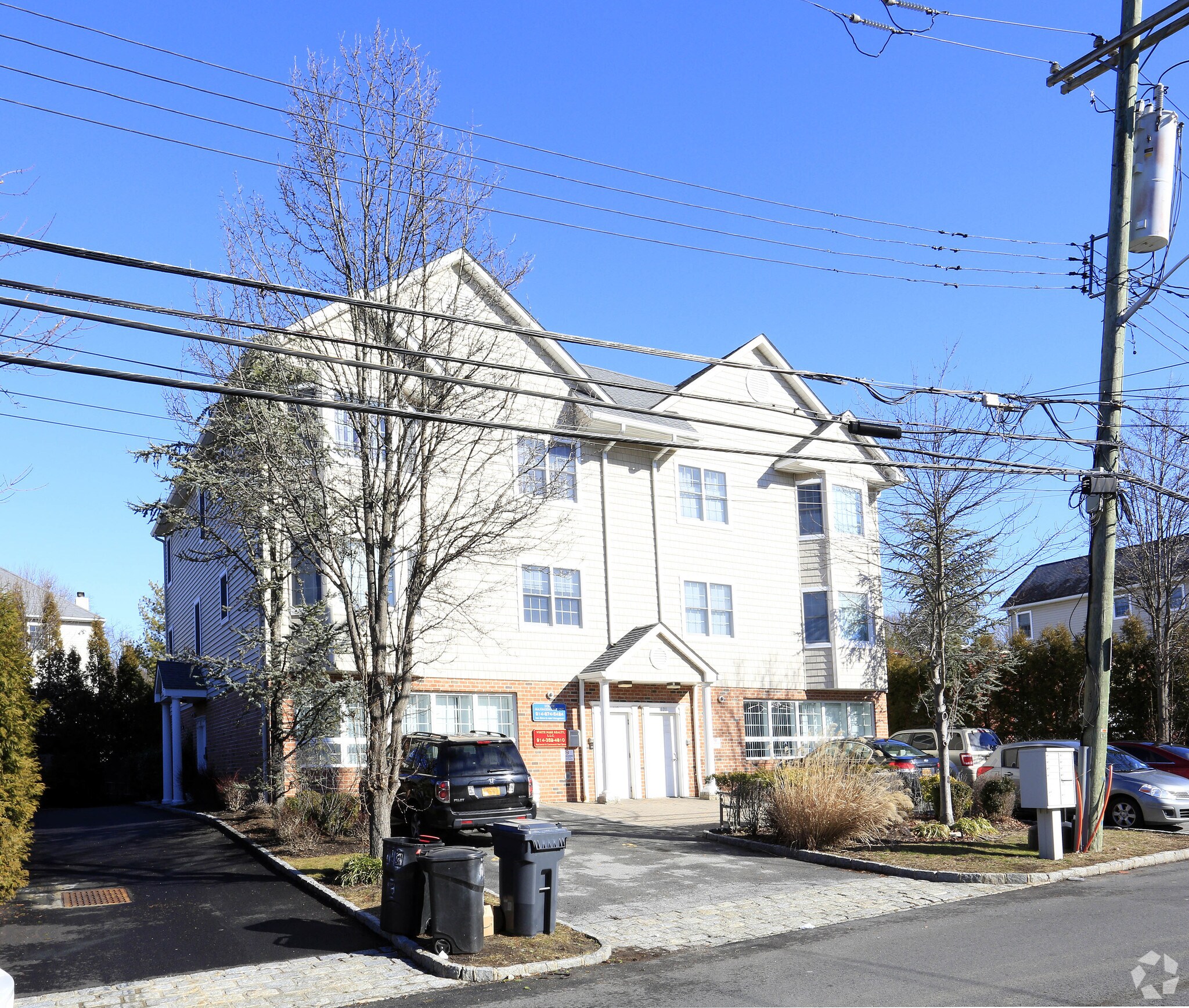119-121 Montgomery Ave, Scarsdale, NY for Sale