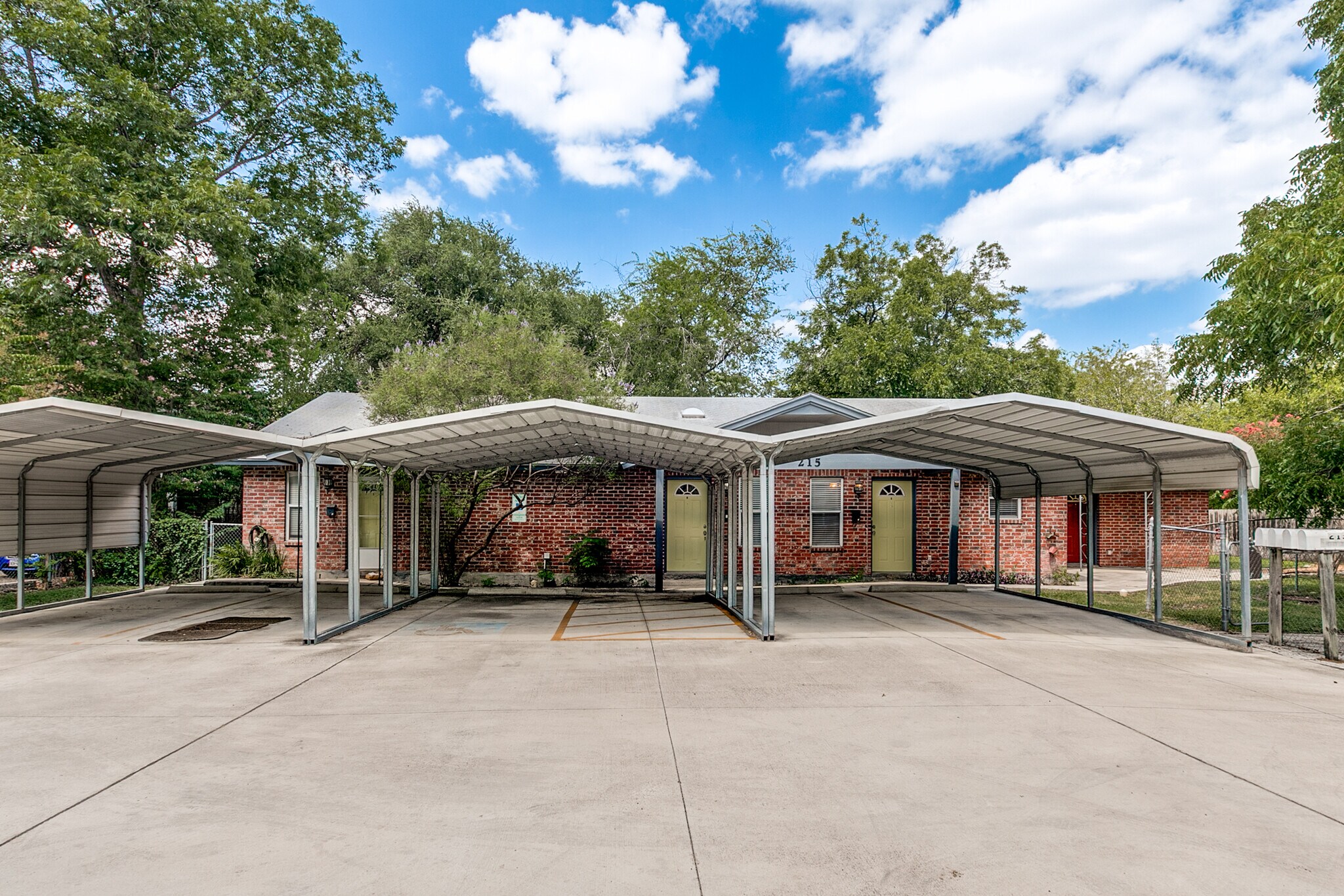 215 Eleanor Ave, San Antonio, TX for Sale