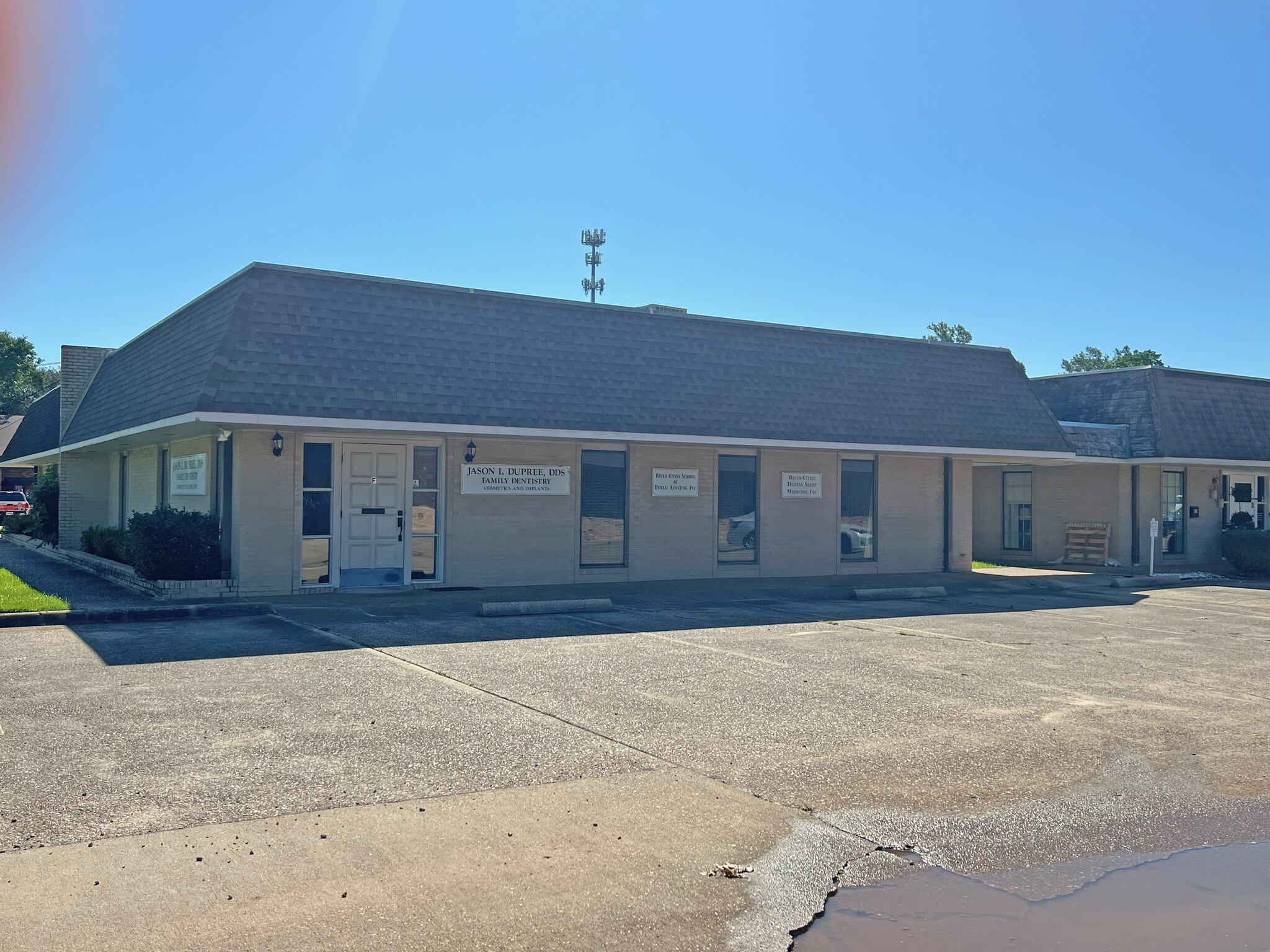 1945 E 70th St, Shreveport, LA for Sale