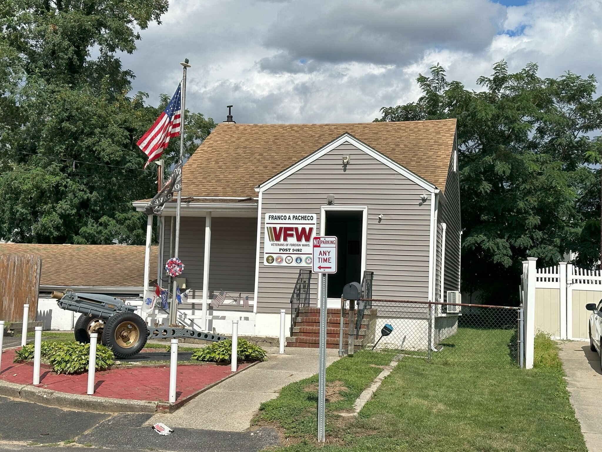 270 Trouville Rd Copiague, NY 11726 Specialty Property for Sale on