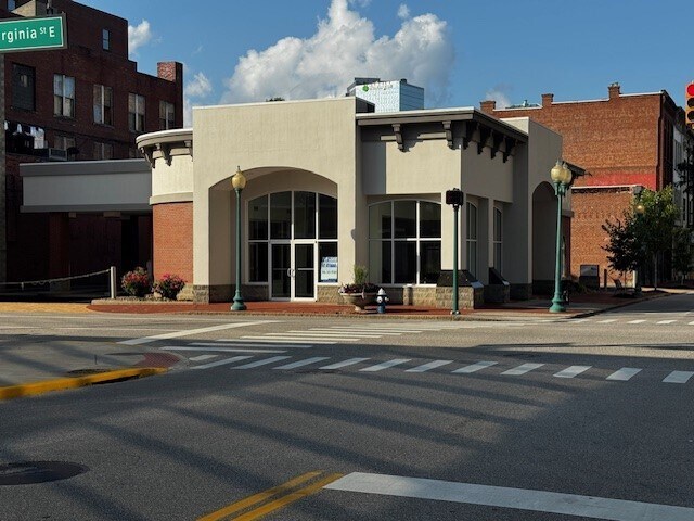 620 Virginia St E, Charleston, WV for Rent
