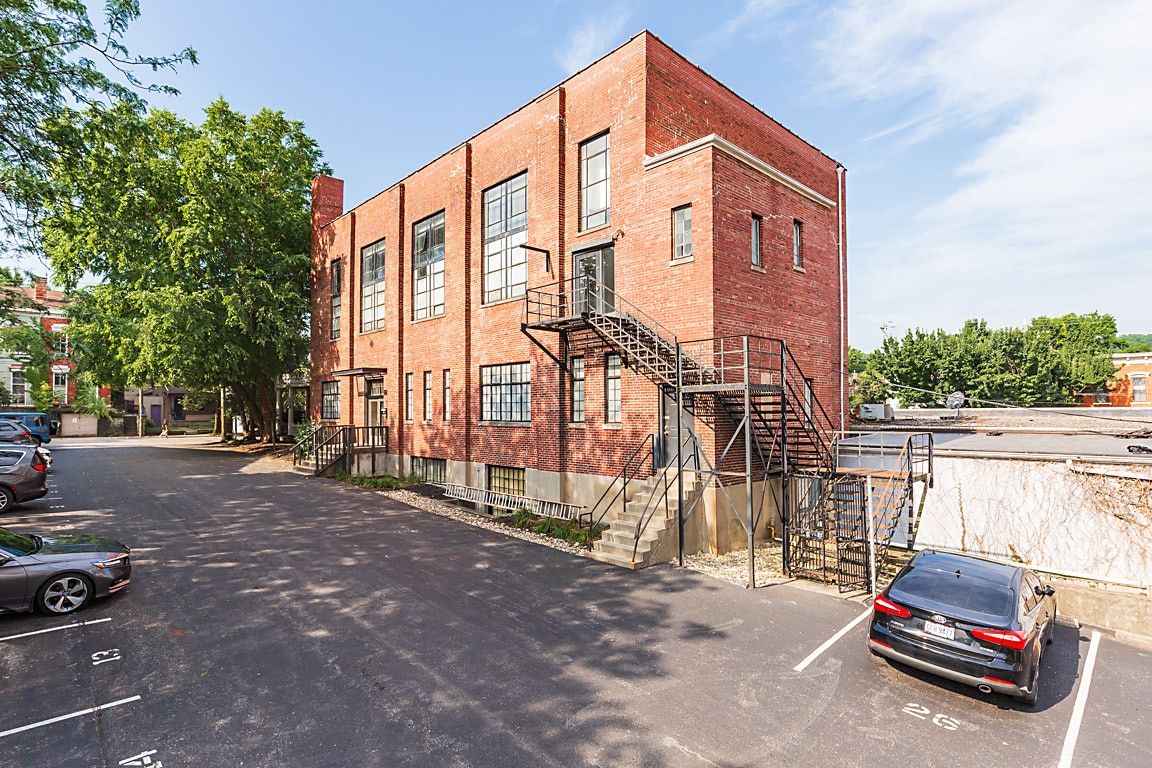 118 W 5th St, Covington, KY for Rent