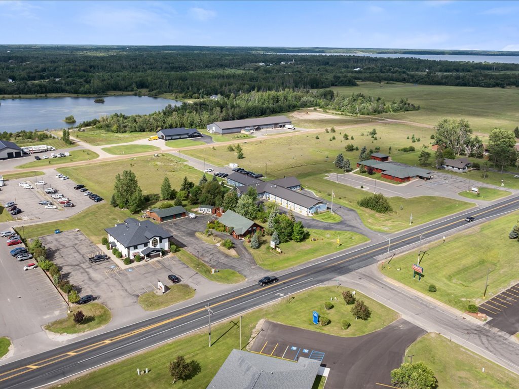 1435 Anne St NW, Bemidji, MN for Sale