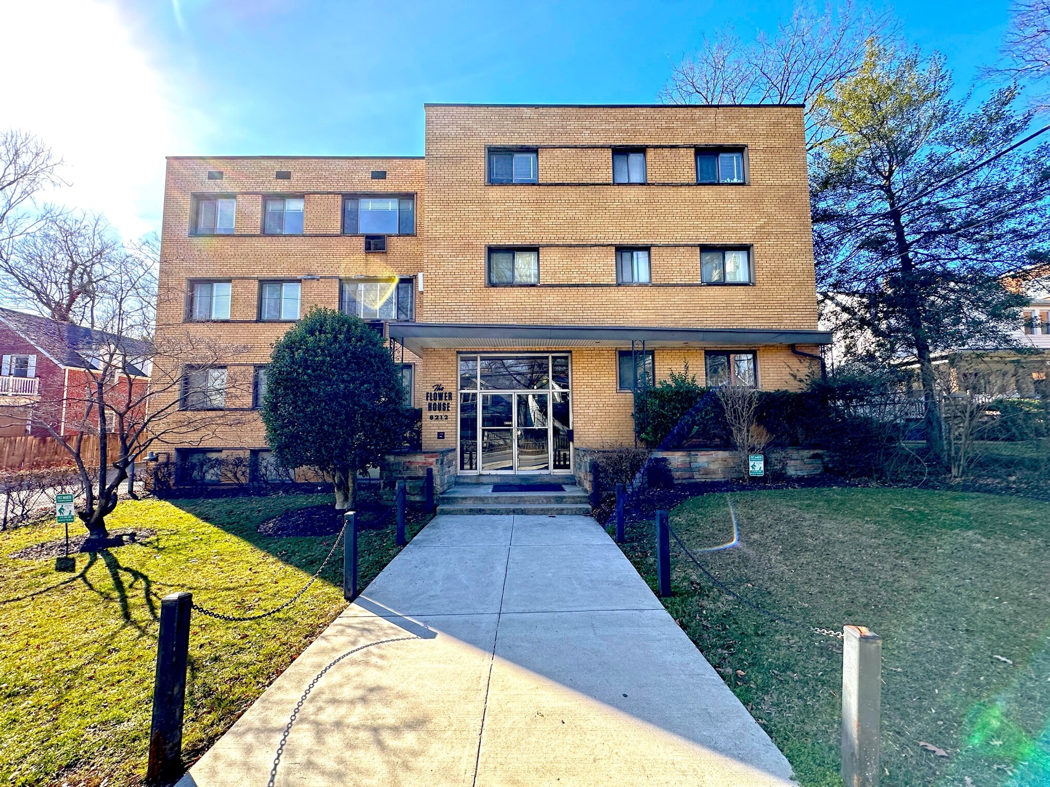 8212 Flower Ave, Takoma Park, MD for Sale