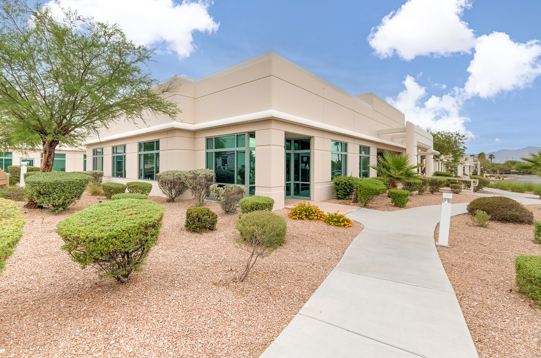 7371 Prairie Falcon Rd, Las Vegas, NV for Sale