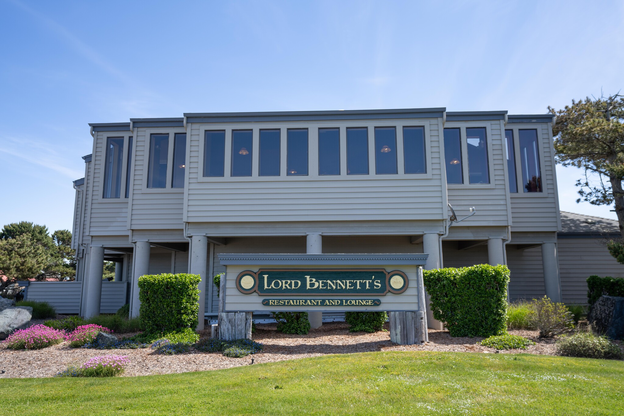 1695 Beach Loop Drive, Bandon, OR for Sale