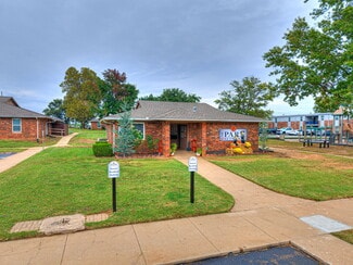 Pryor, OK Apartments - 1220 SE 9th St