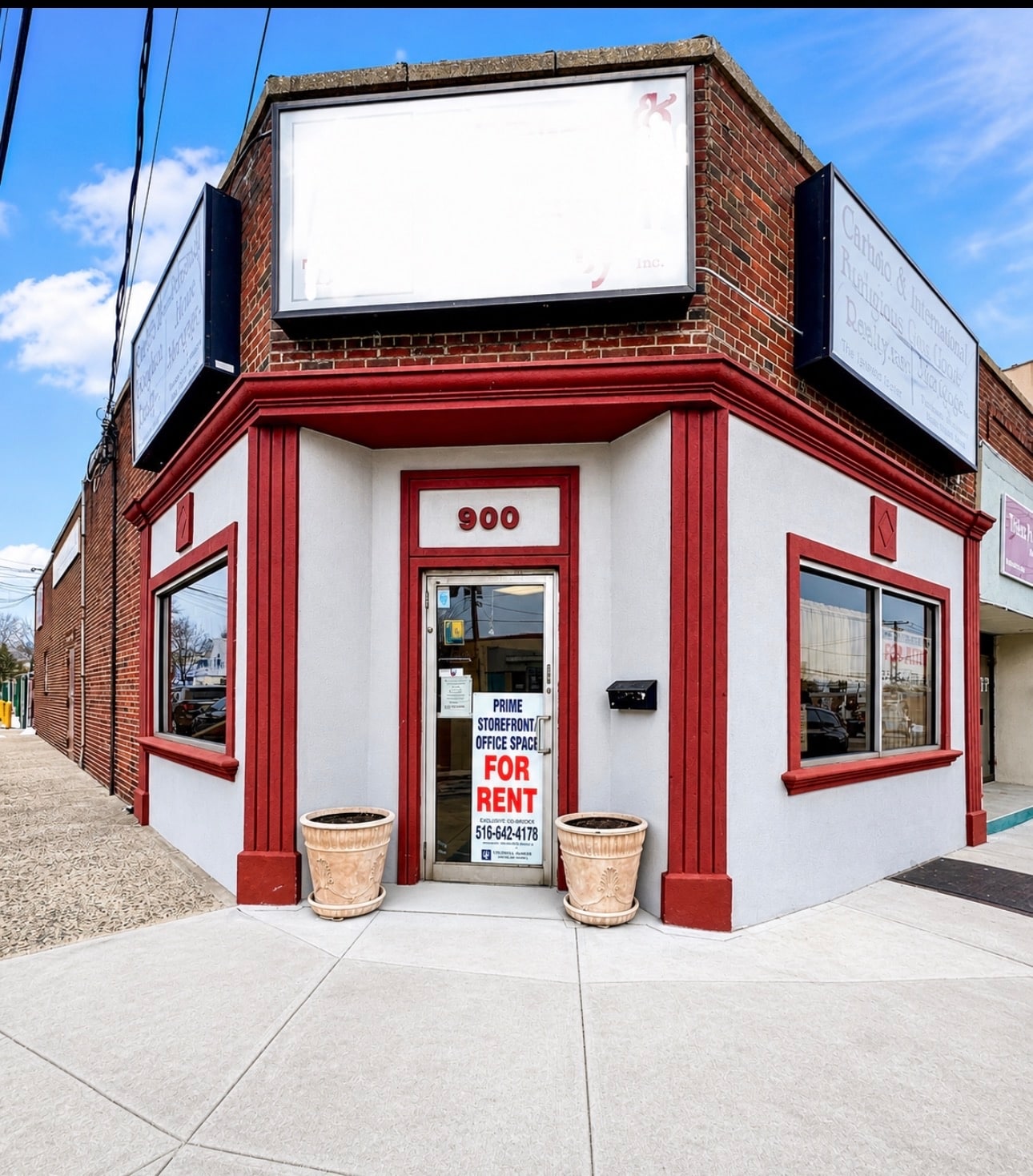 900 Hempstead Tpke, Franklin Square, NY for Rent