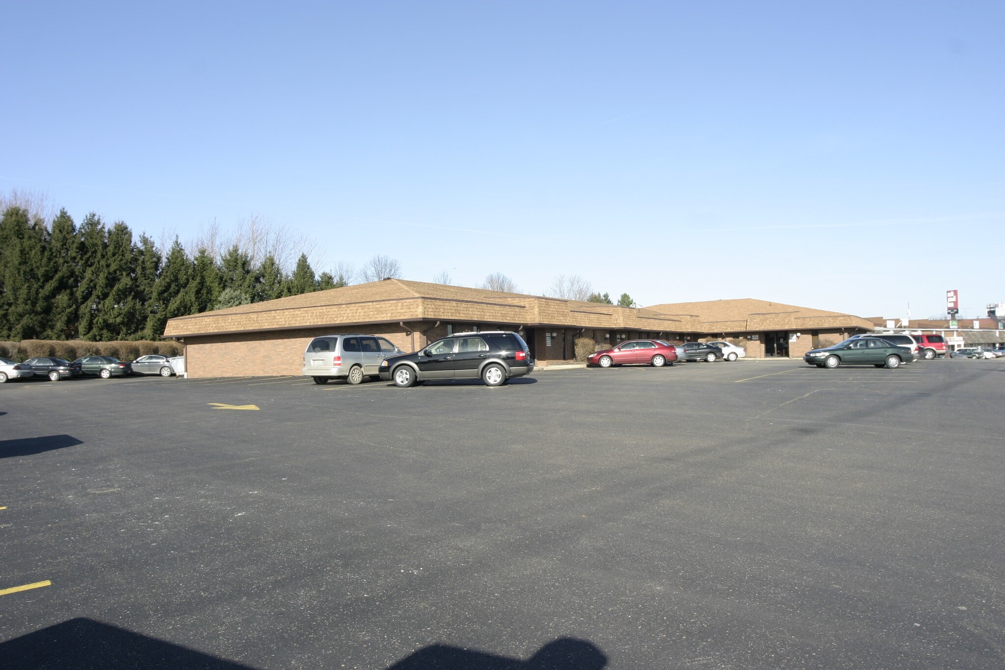 4571-4579 Everhard Rd NW, Canton, OH for Rent
