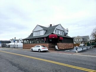 Freeport, NY Restaurant - 46 Woodcleft Ave