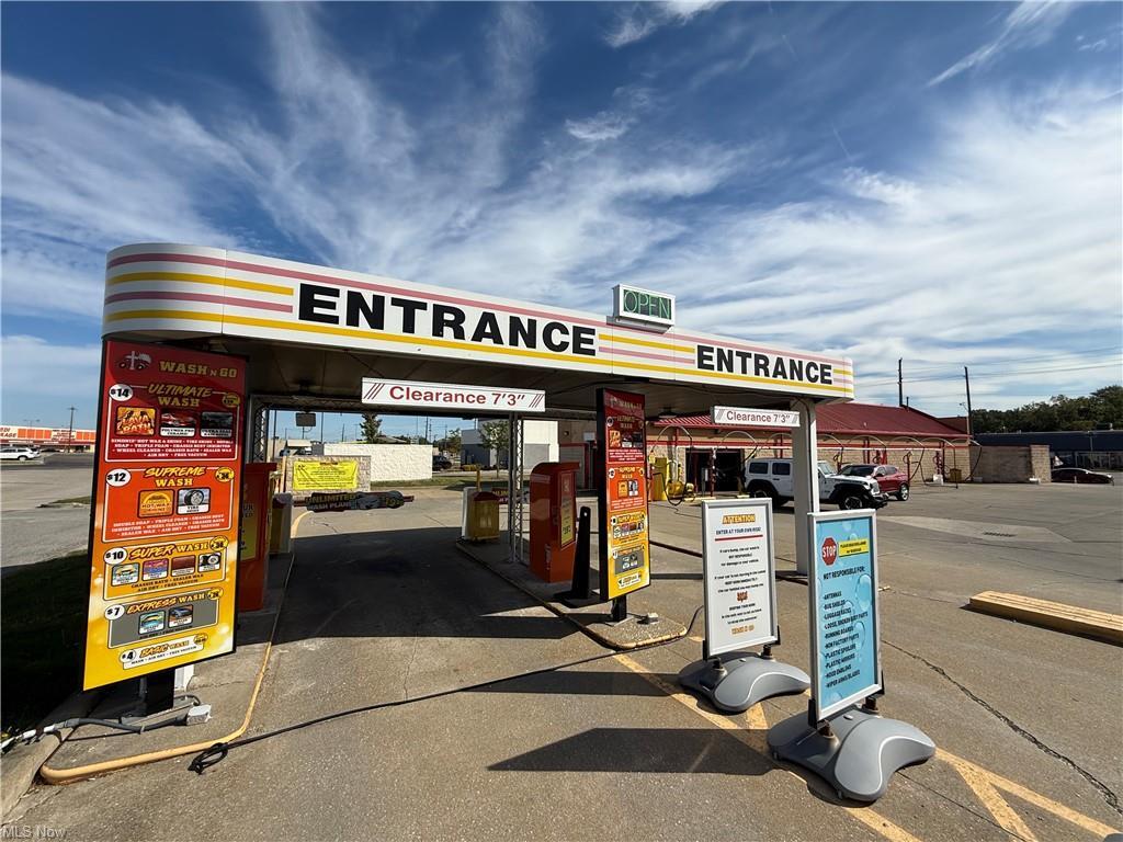 4680 Northfield Rd, Garfield Heights, OH for Sale