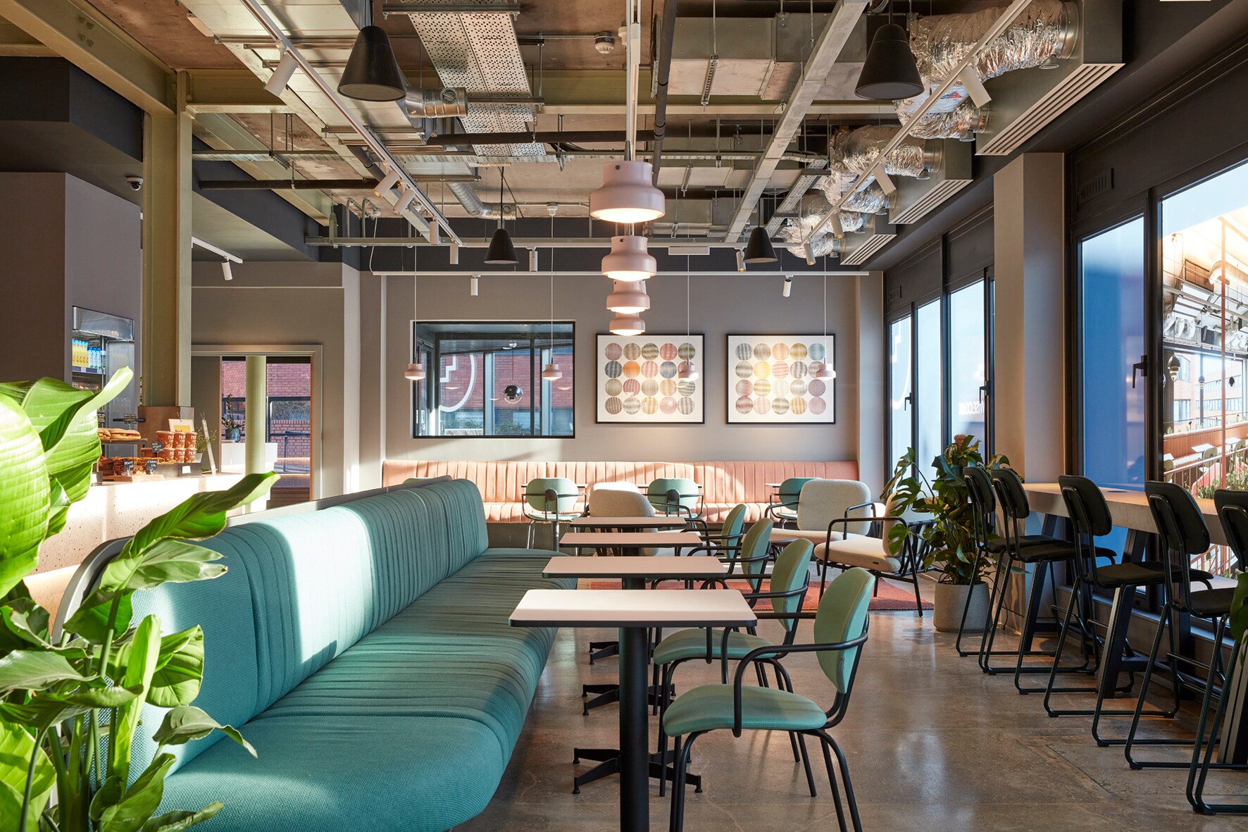 50 Station Rd, London, LND for Rent