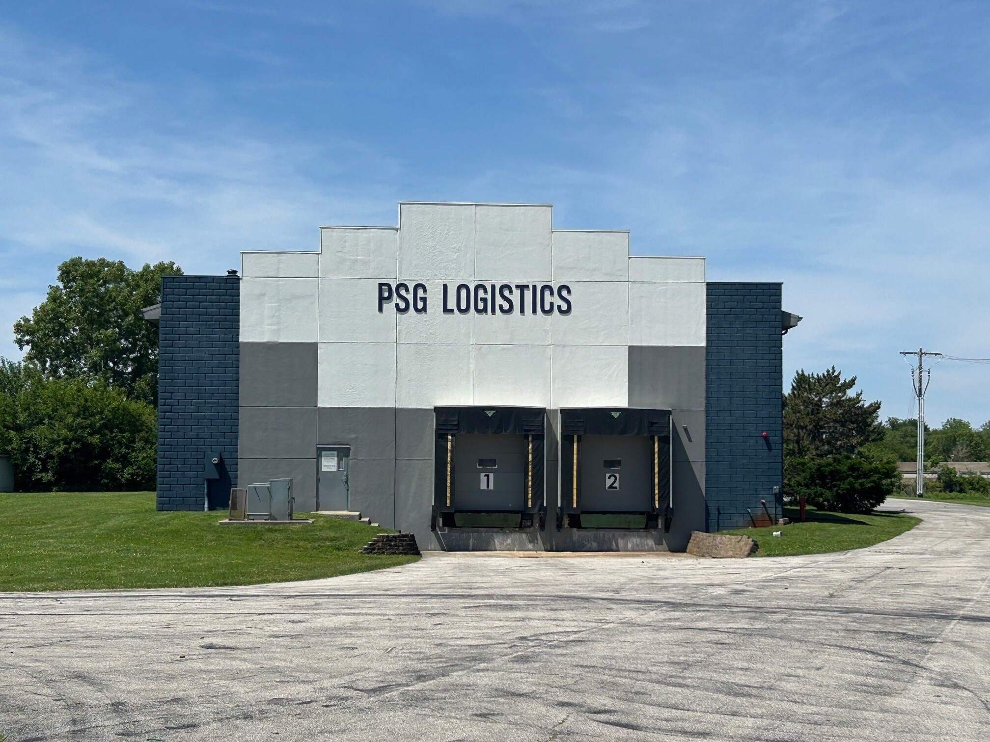 302 Sam Ralston Rd, Lebanon, IN for Sale