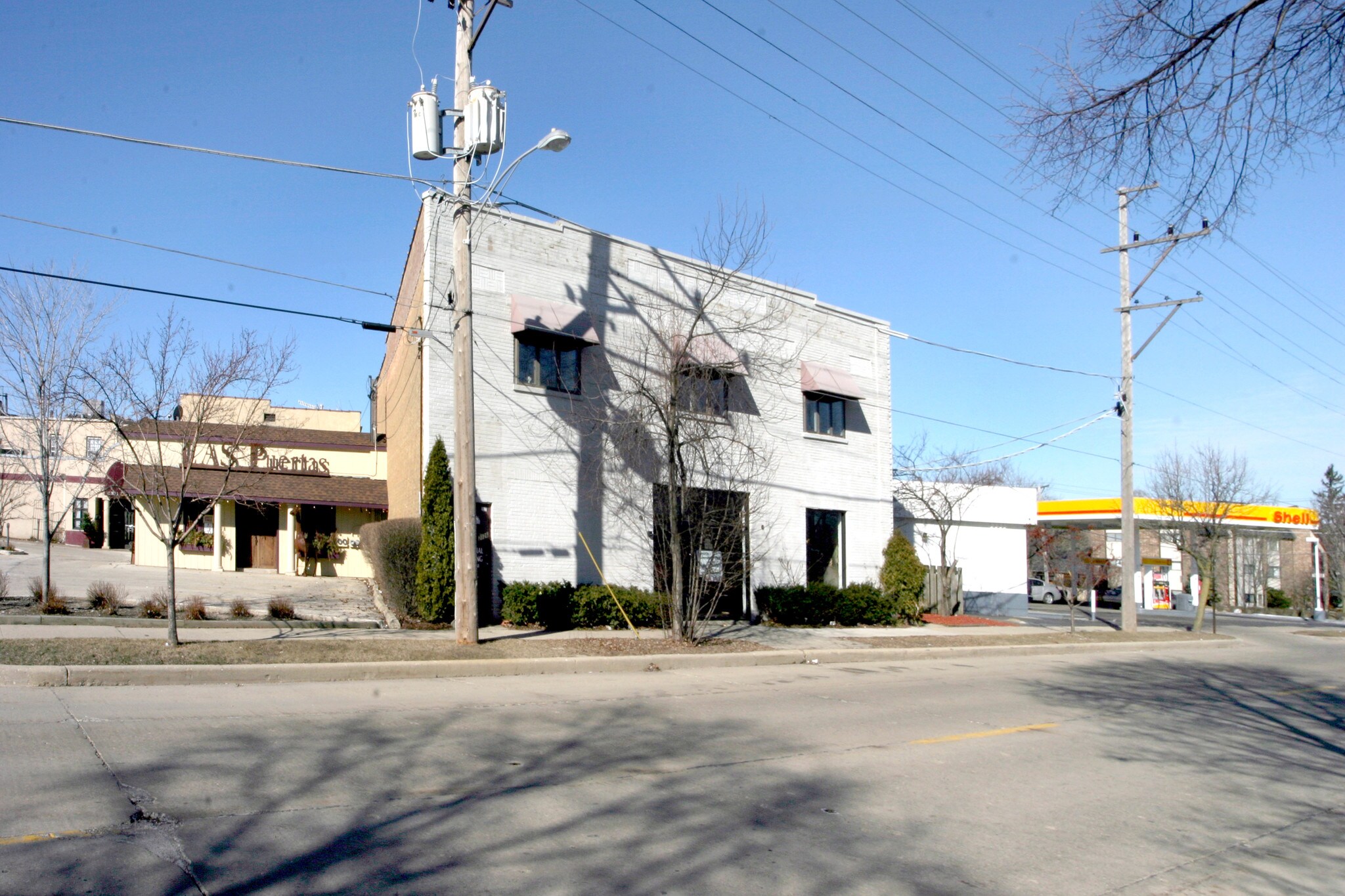 2126 N First St, Highland Park, IL for Sale