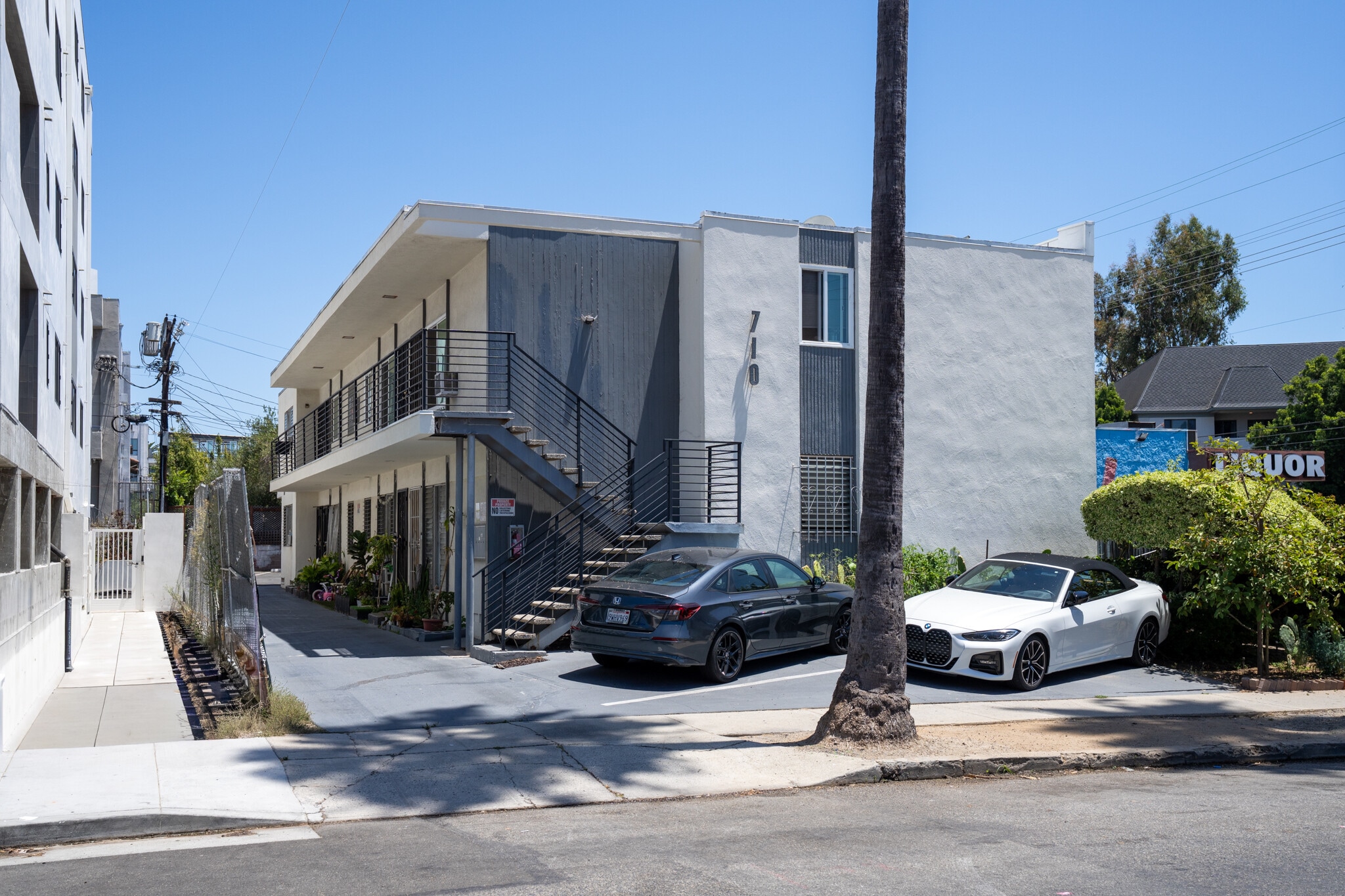 710 N Hudson Ave, Los Angeles, CA for Sale