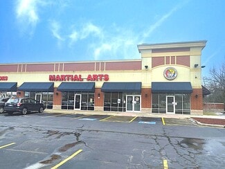 Dundee, IL Retail - 1023-1049 Main St