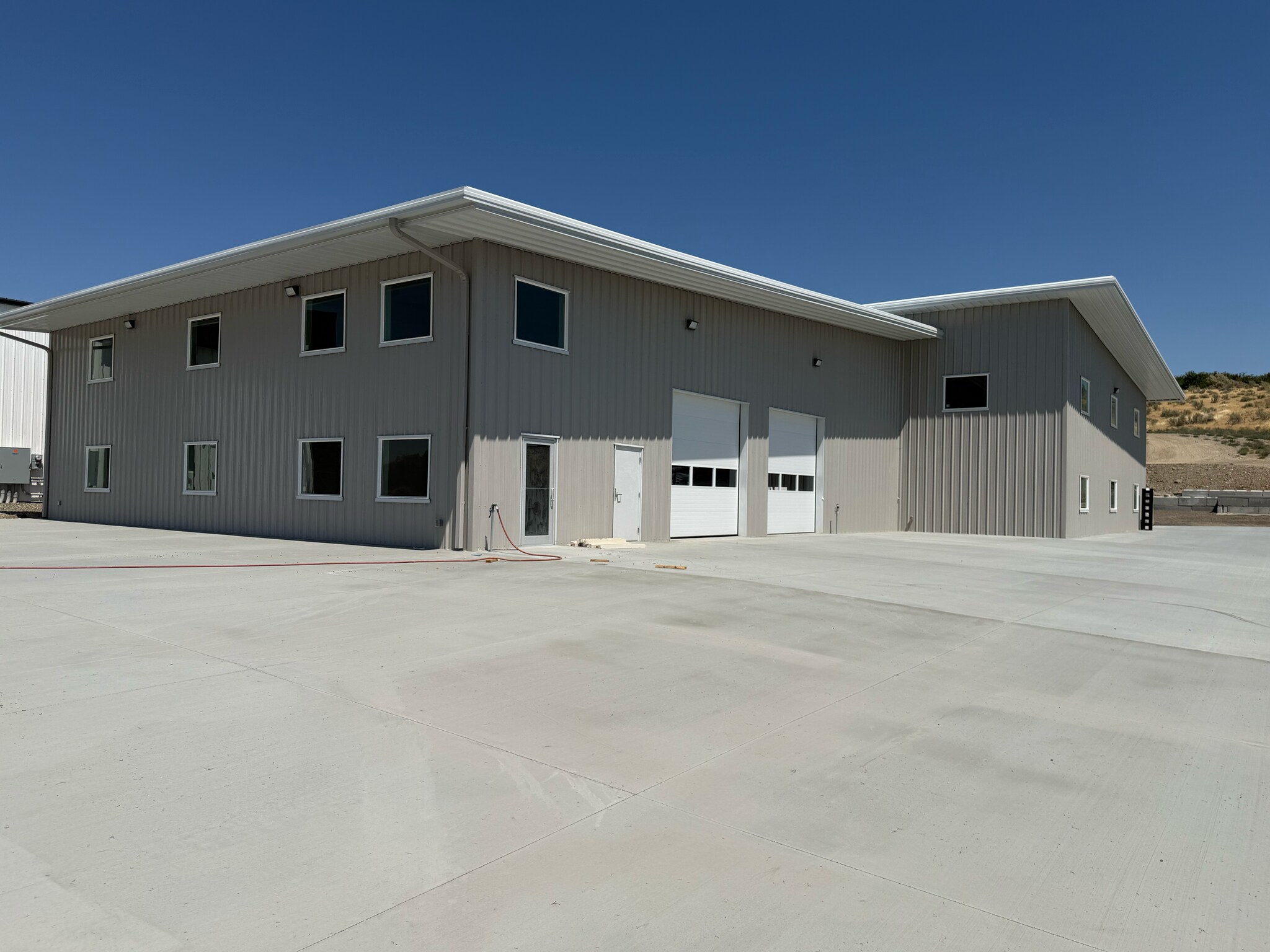 1610 Dale Ave, Benton City, WA for Rent