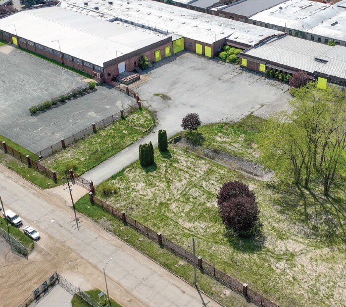 185 E 12th St, Chicago Heights, IL for Sale