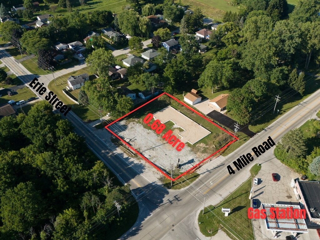 601 4 Mile Rd, Racine, WI for Sale