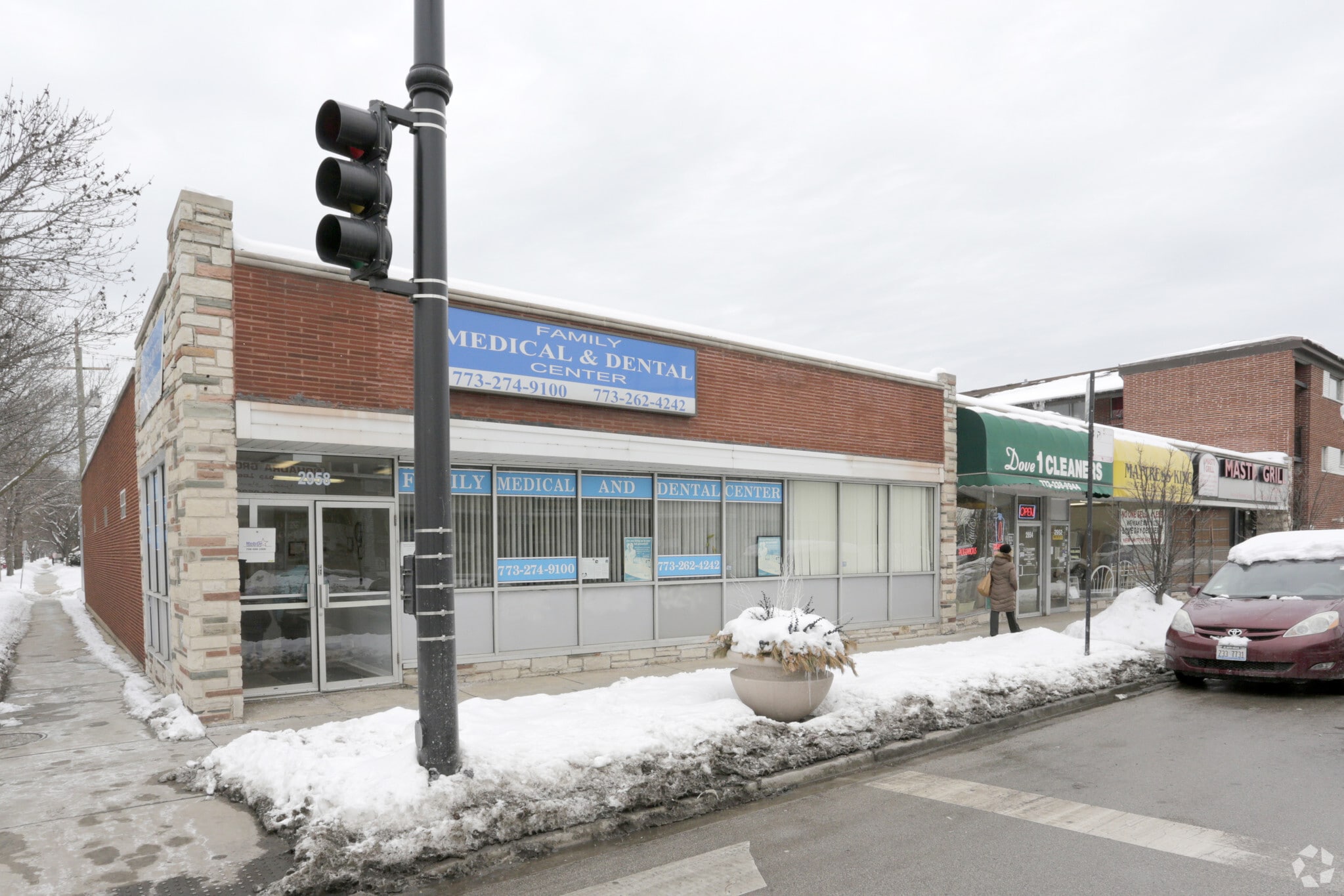 2950-2958 W Devon Ave, Chicago, IL for Rent