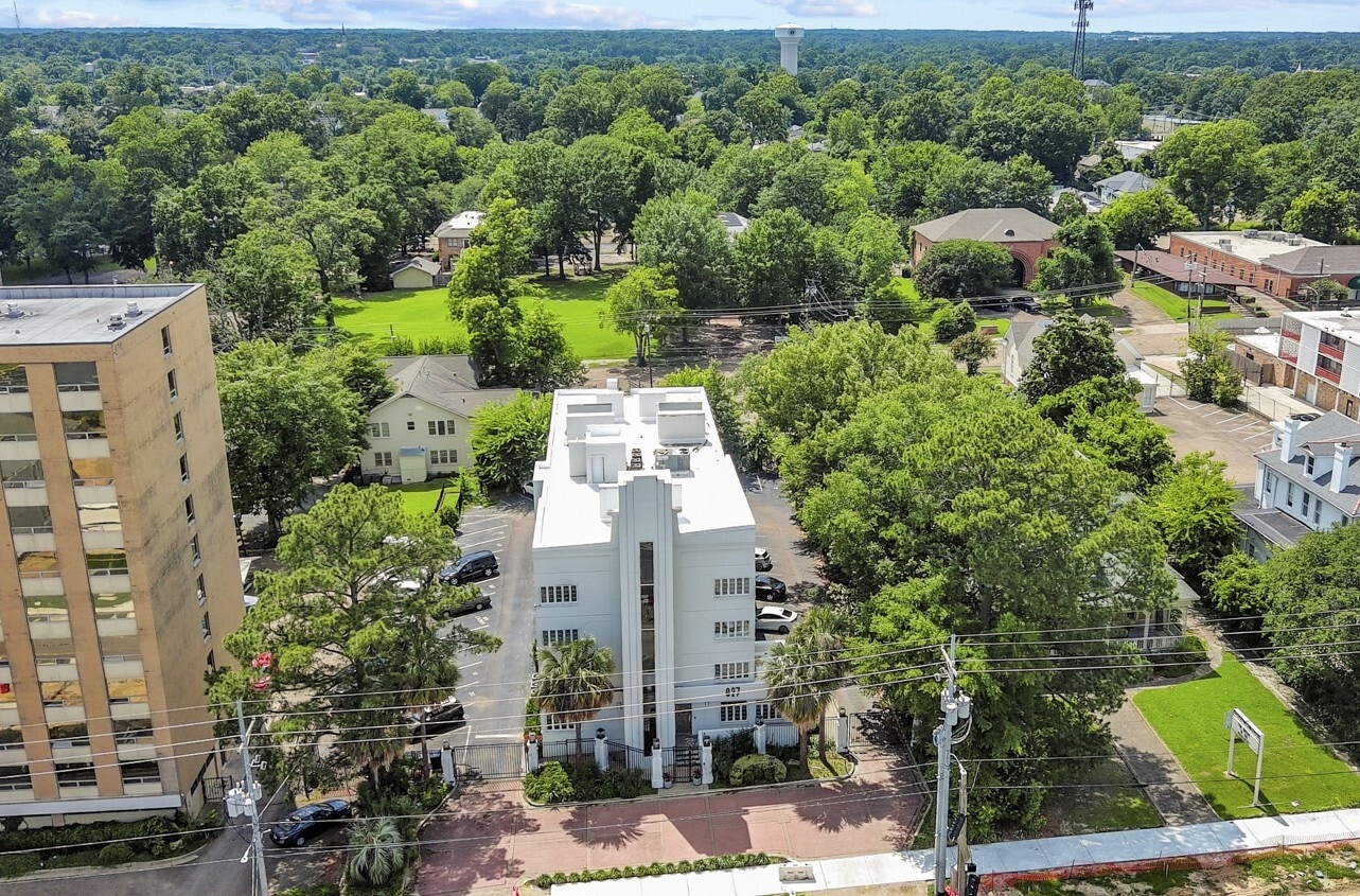 827 N State St, Jackson, MS for Sale