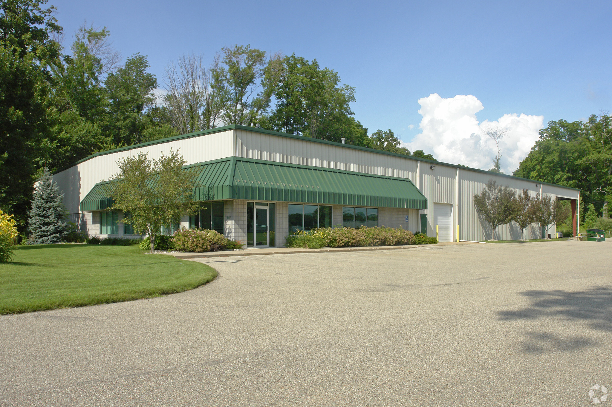 807 Production Pl, Holland, MI for Rent