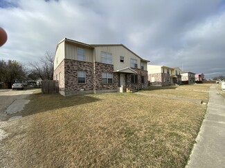 Killeen, TX Apartments - 806 Sissom Rd