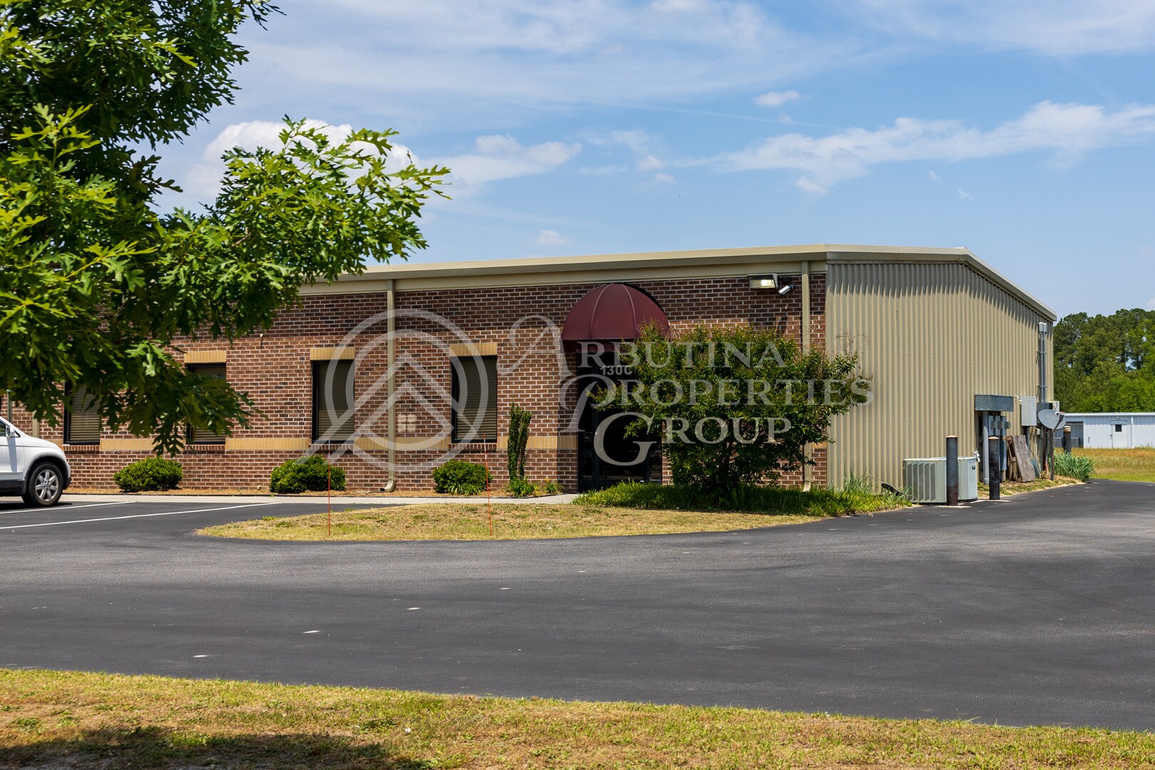 130 Missy Byrd Dr Hope Mills, NC 28348 Flex Property for Lease on