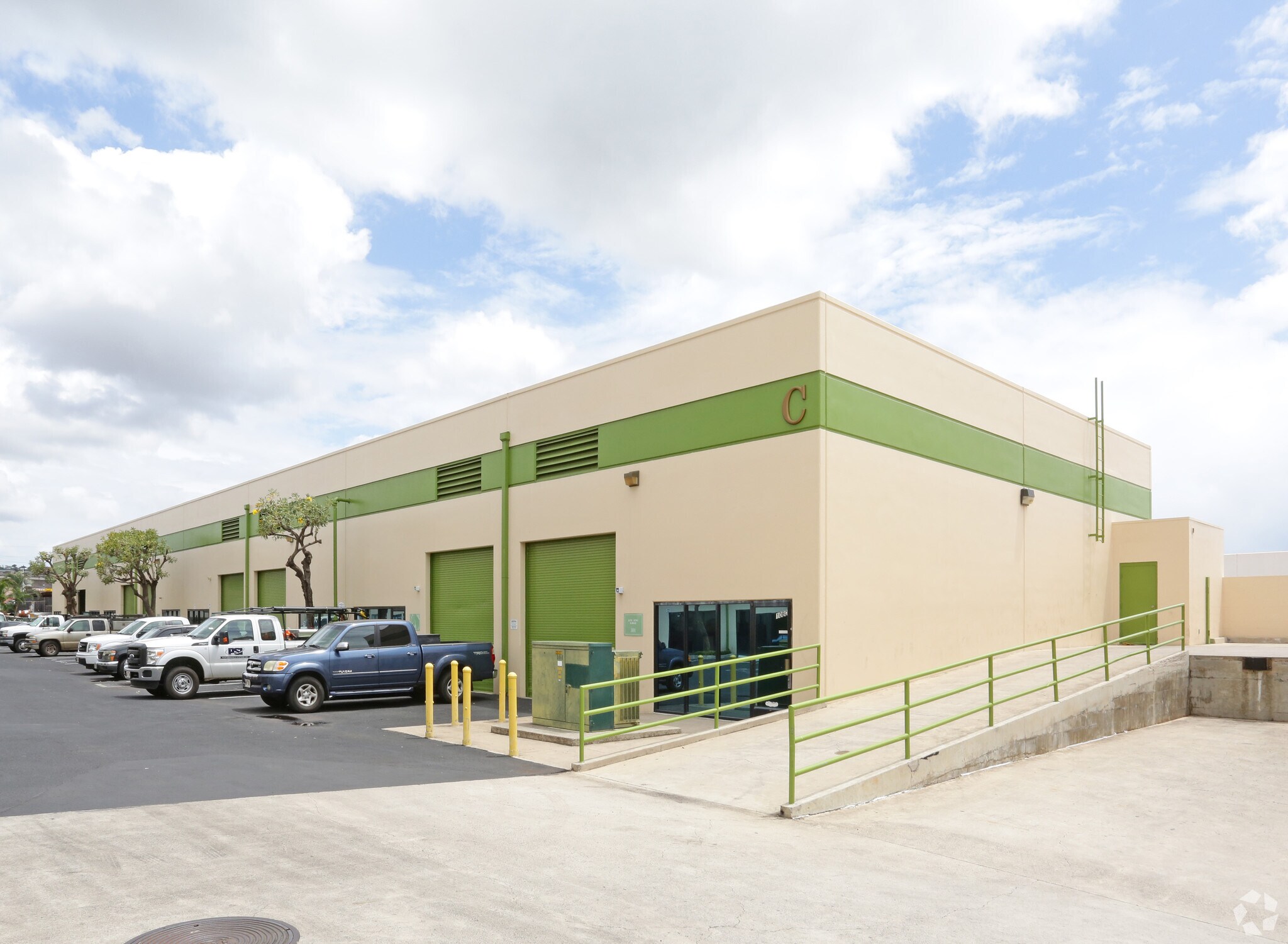 94-155 Leoole St, Waipahu, HI for Rent