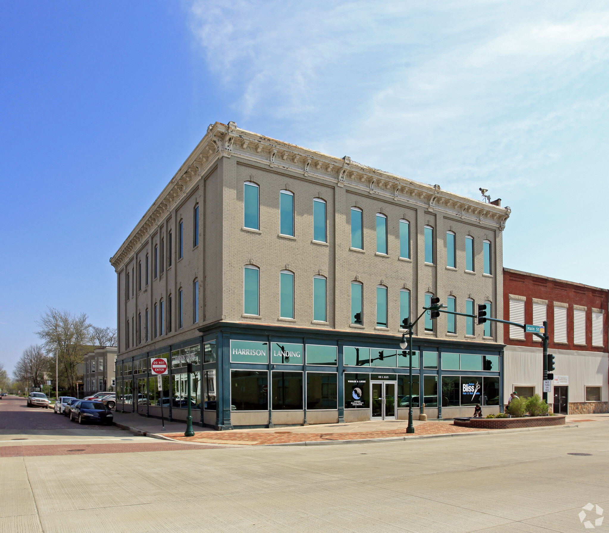 600 S Main St, Elkhart, IN for Rent