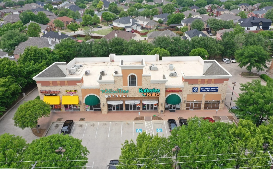 1205 E Debbie Ln, Mansfield, TX for Rent