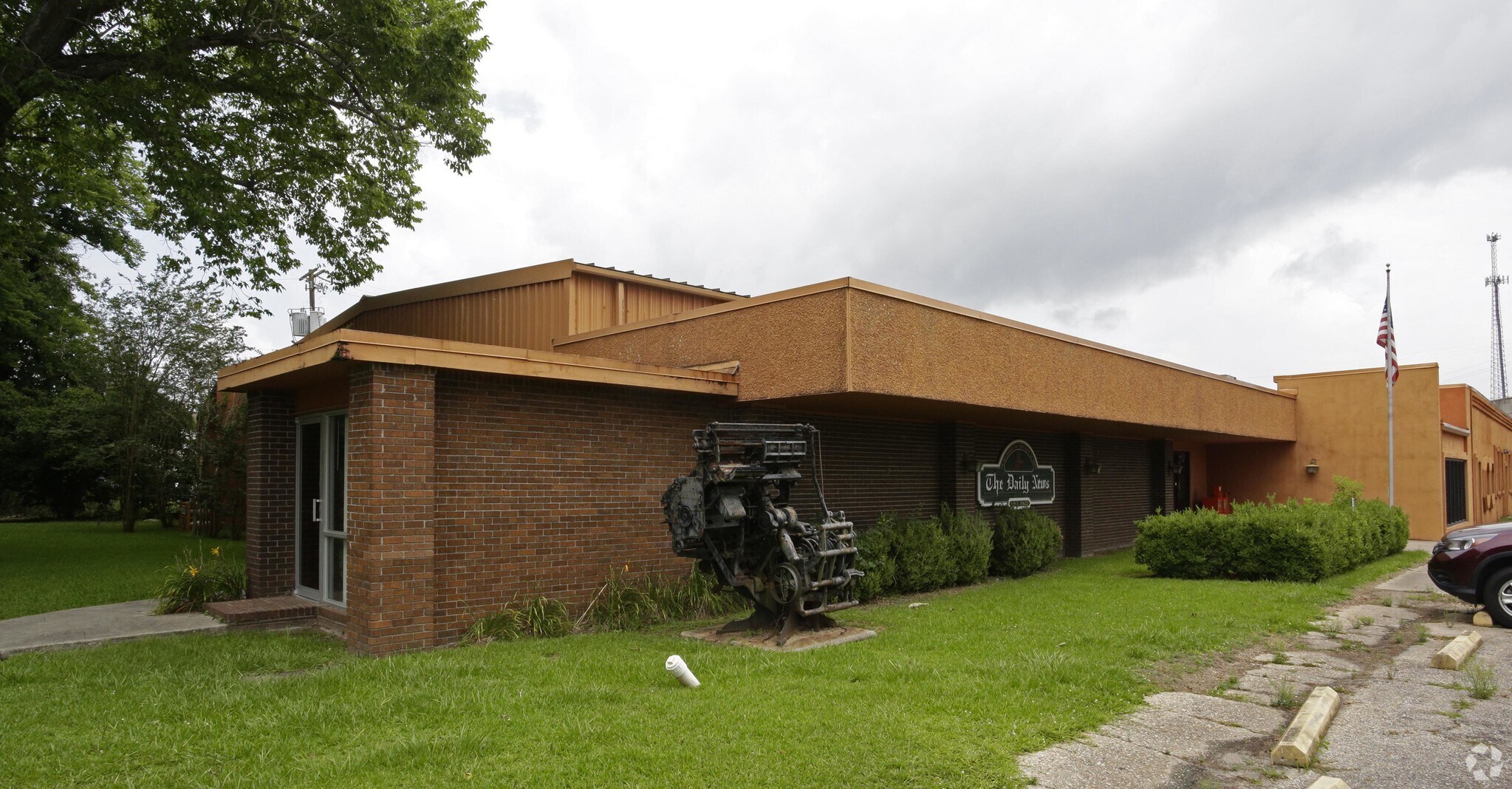 525 Avenue V St, Bogalusa, LA for Sale