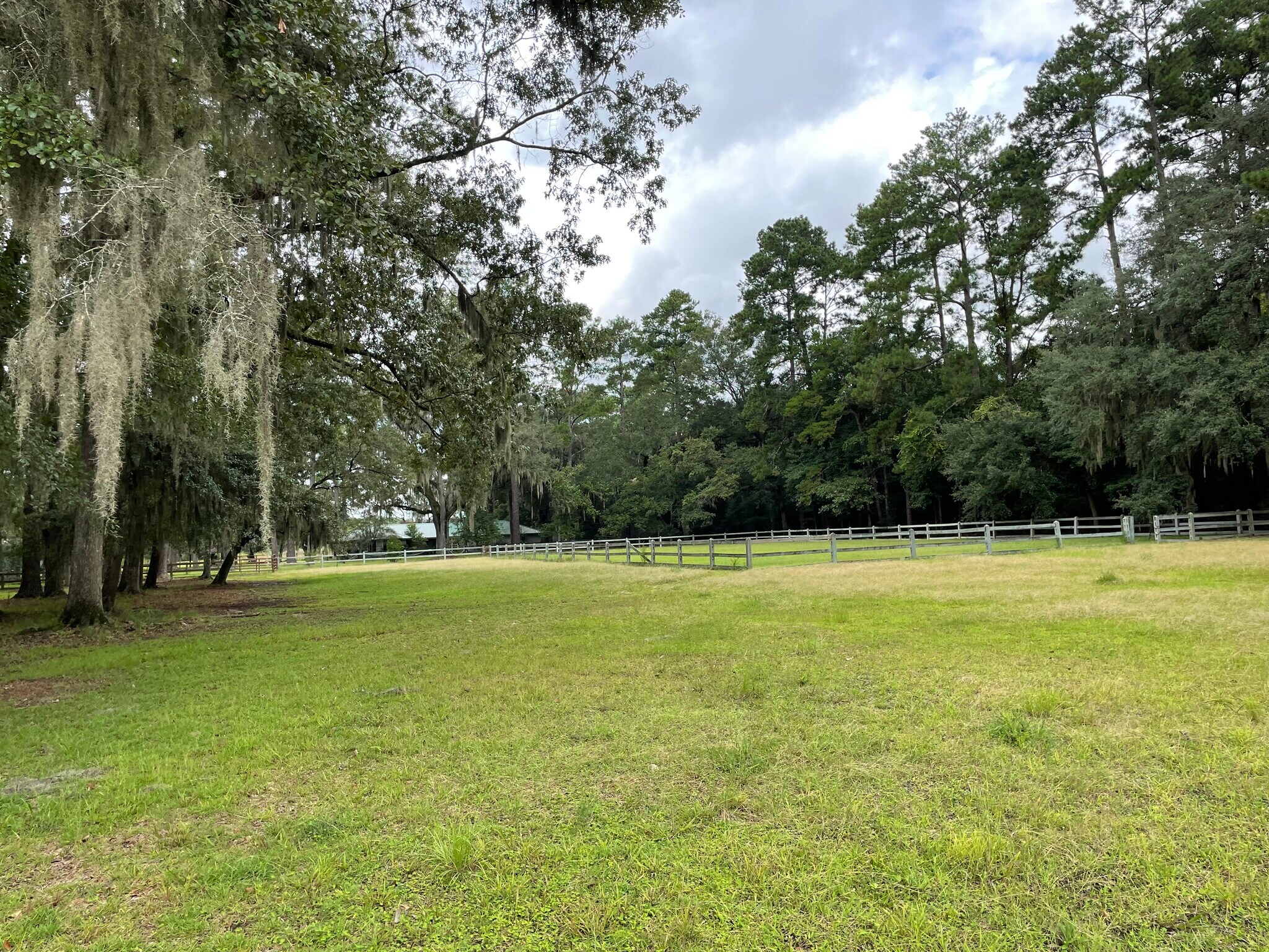 5231 Ogeechee Rd, Savannah, GA for Sale