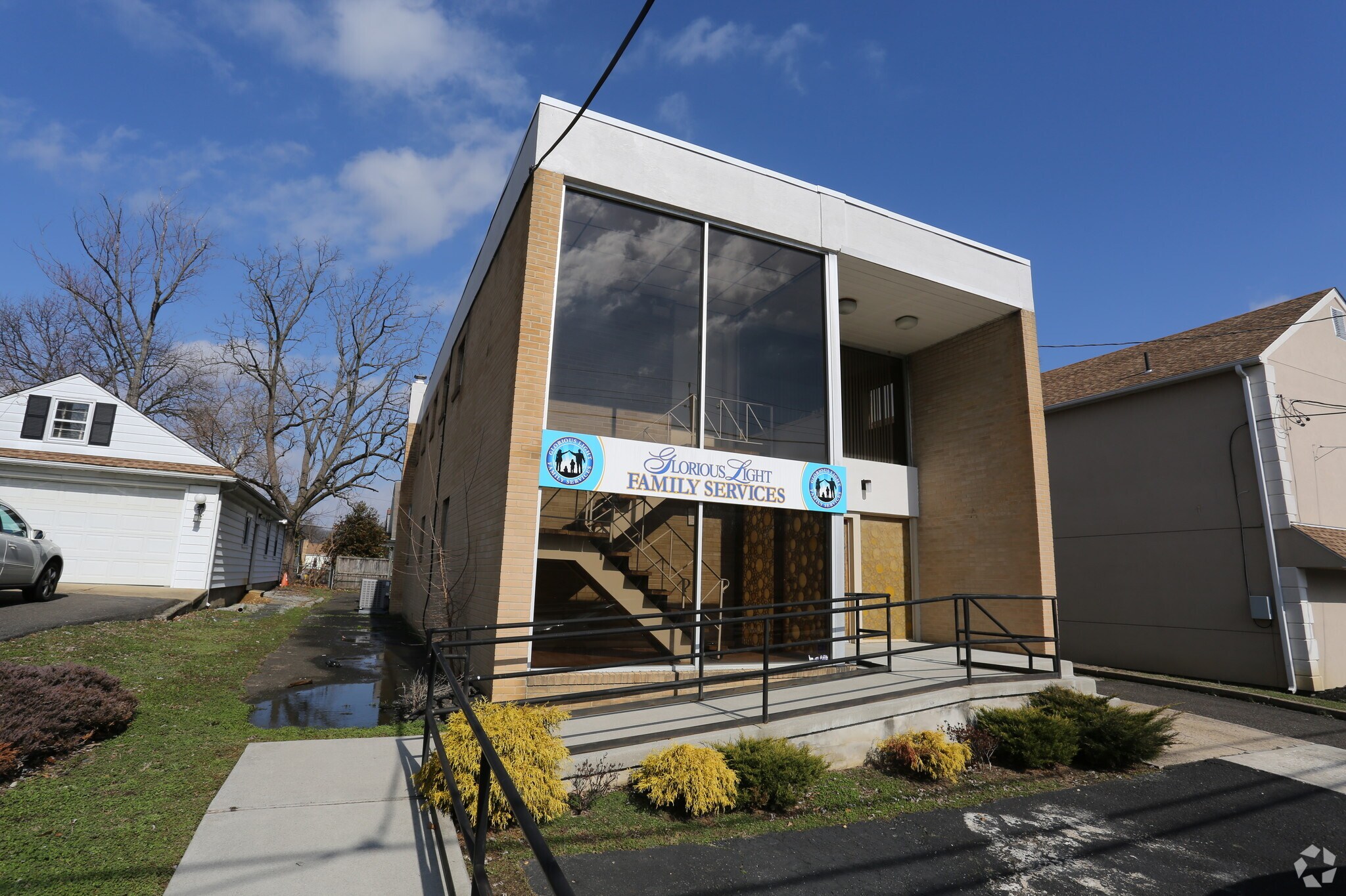 7645 Maple Ave Pennsauken, NJ 08109 Office Property for Sale on