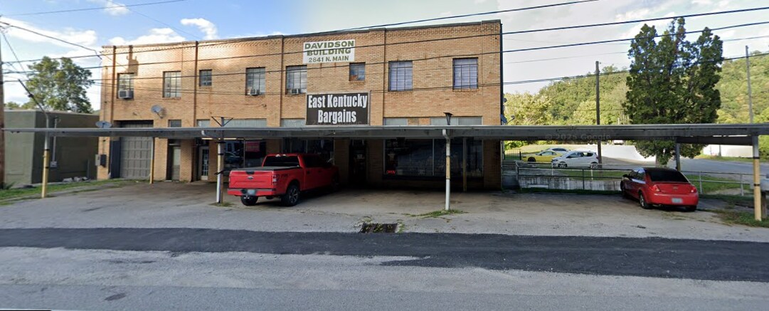 2841 N Main St, Hazard, KY for Sale