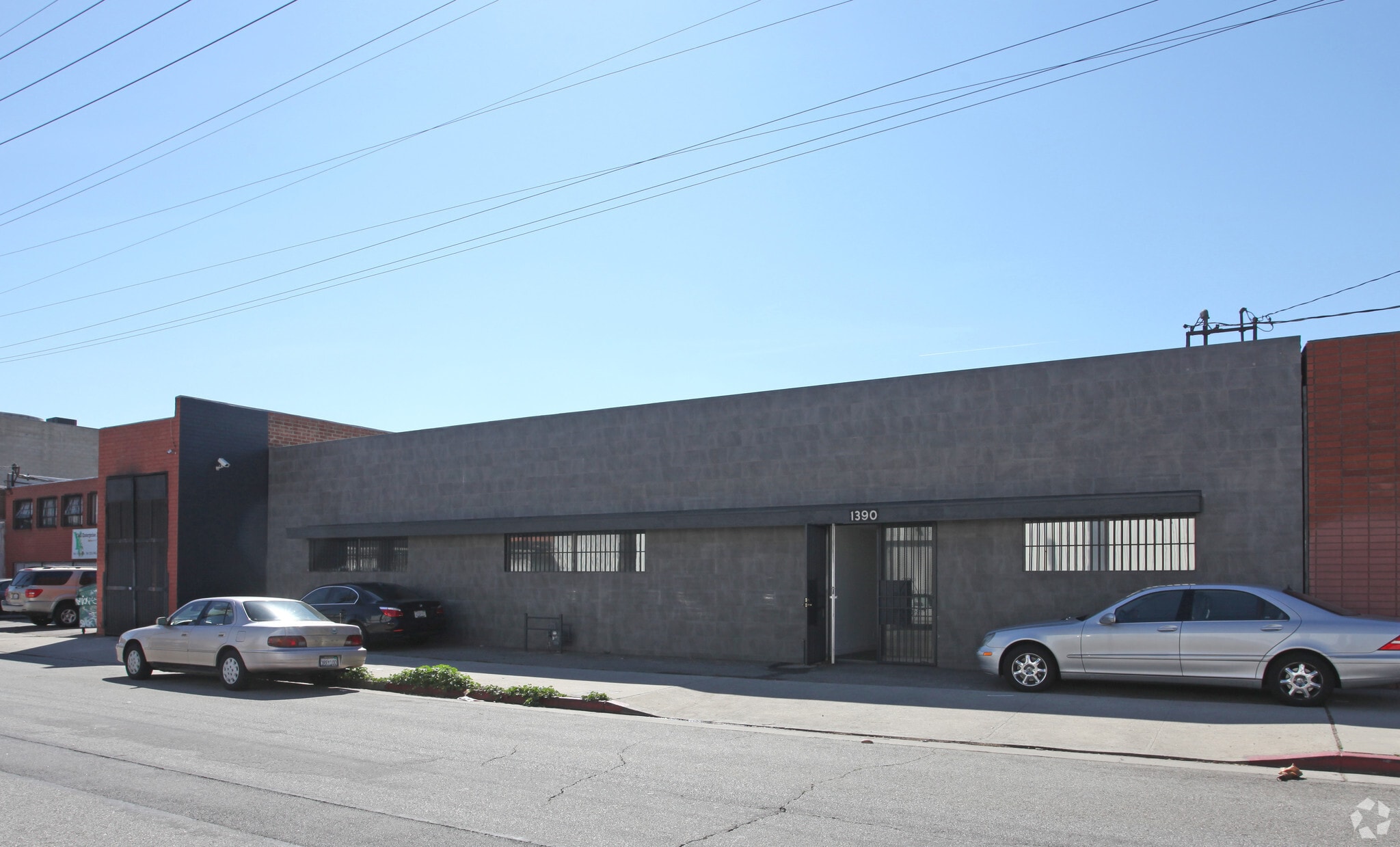 1390 Newton St, Los Angeles, CA for Rent