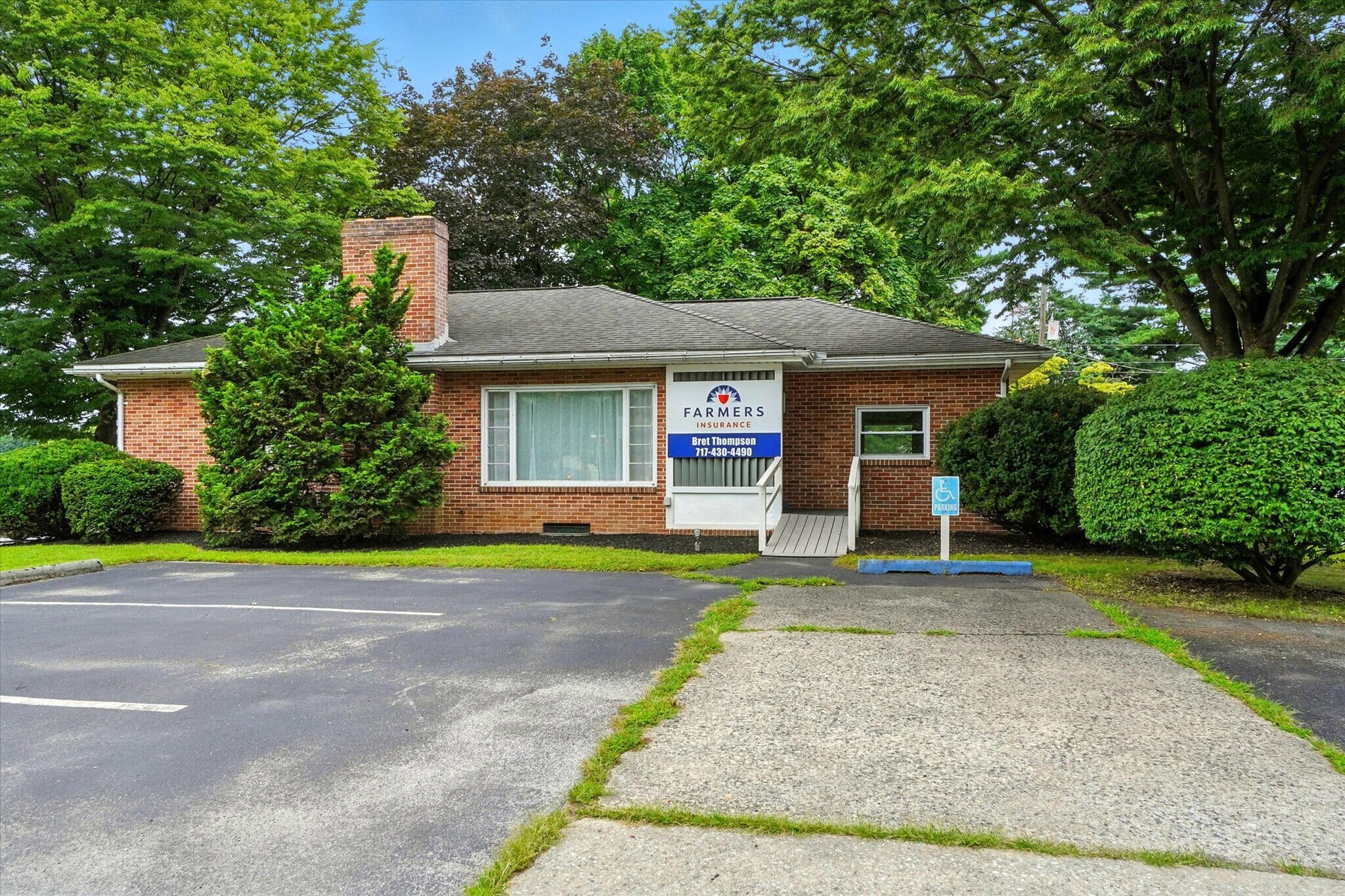 2214 S Queen St, York, PA for Sale