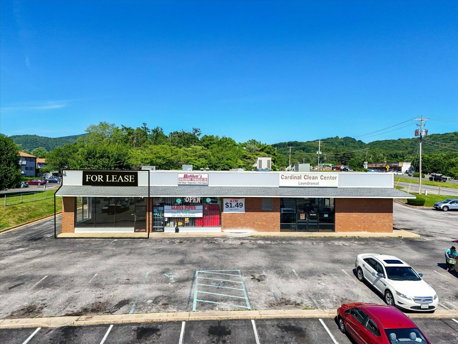 1970 E Washington Ave, Vinton, VA for Rent