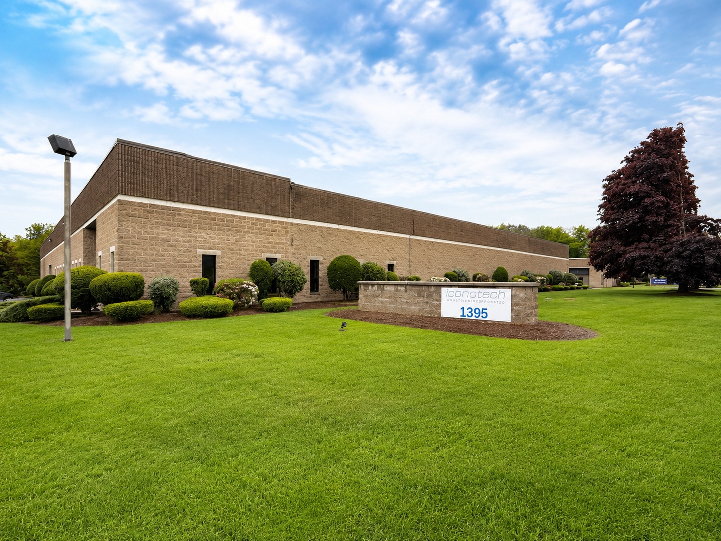 1395 Blue Hills Ave, Bloomfield, CT for Rent